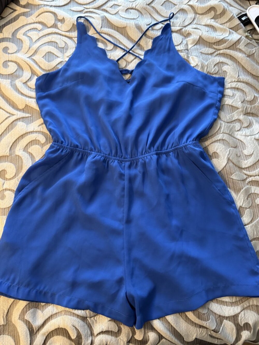 TCEC Royal Blue Romper Size Large Adjustable Strap Flowy Beachy Vacation Resort